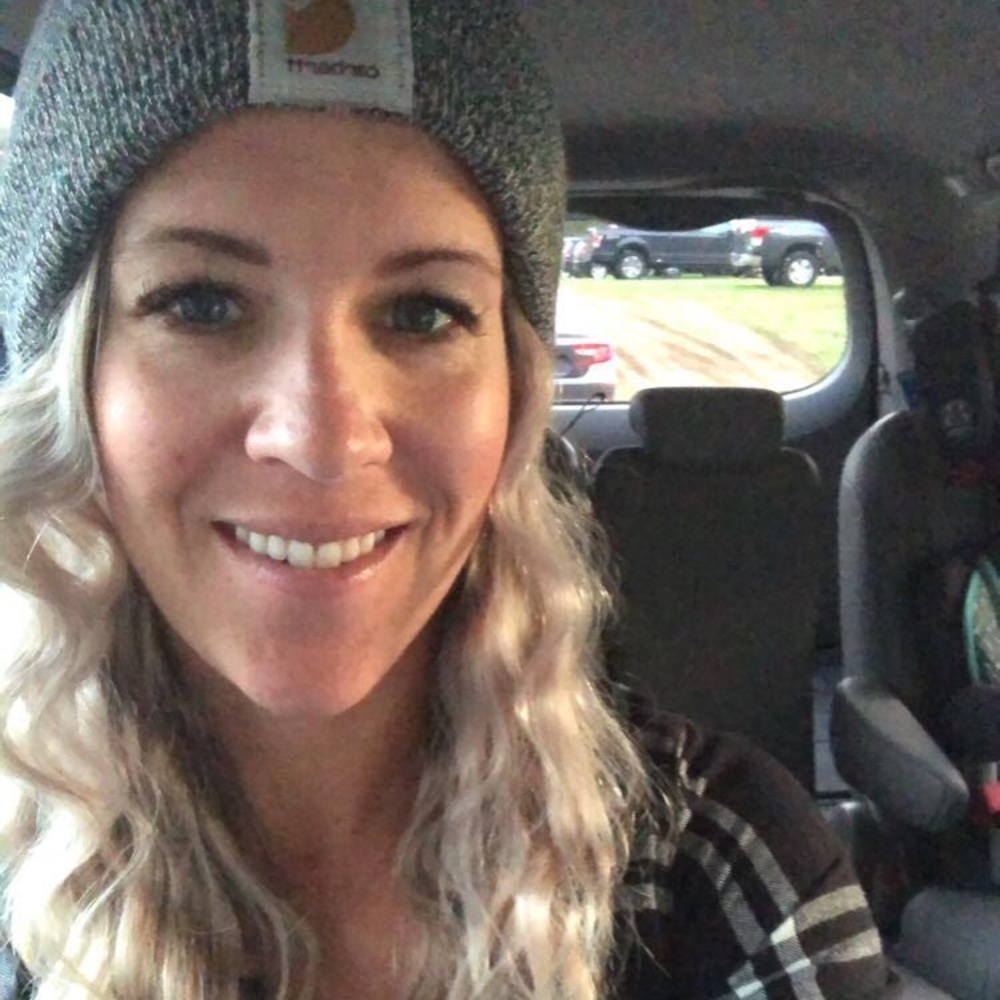 Meet your Posher, Becca